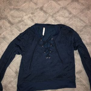 Aeropostale tie up long sleeve